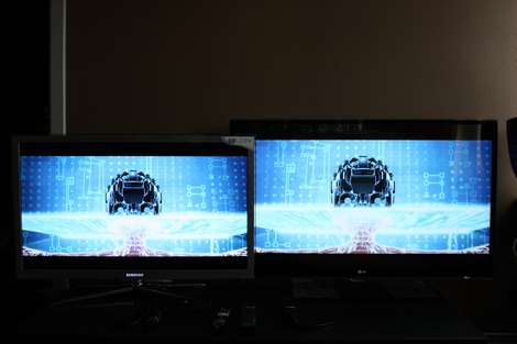 Click to enlarge 3D comparison: Samsung C8000 vs. LX9500