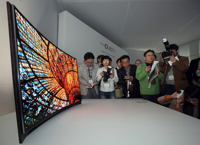 Curved OLED-TV from Samsung