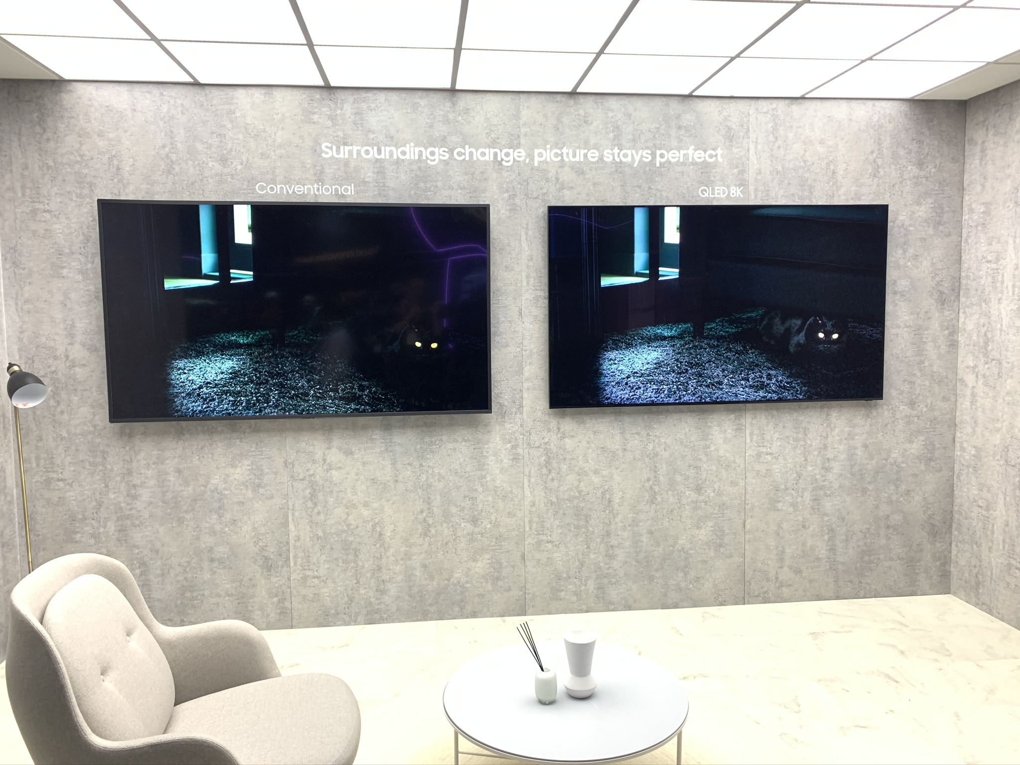 Samsung TVs uses light sensor to adapt picture to environemnt