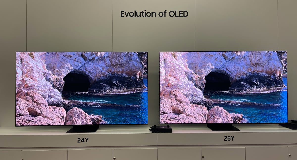 Samsung S95F QD-OLED Samsung S95F QD-OLED
