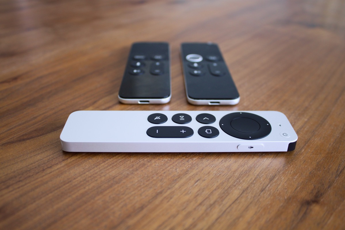 Apple Siri Remote 2021