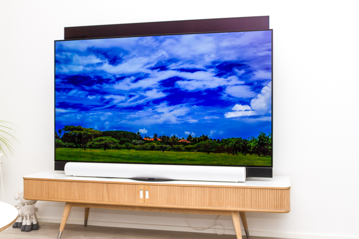 Panasonic's new 2022 flagship TV is the 77-inch LZ2000 OLED