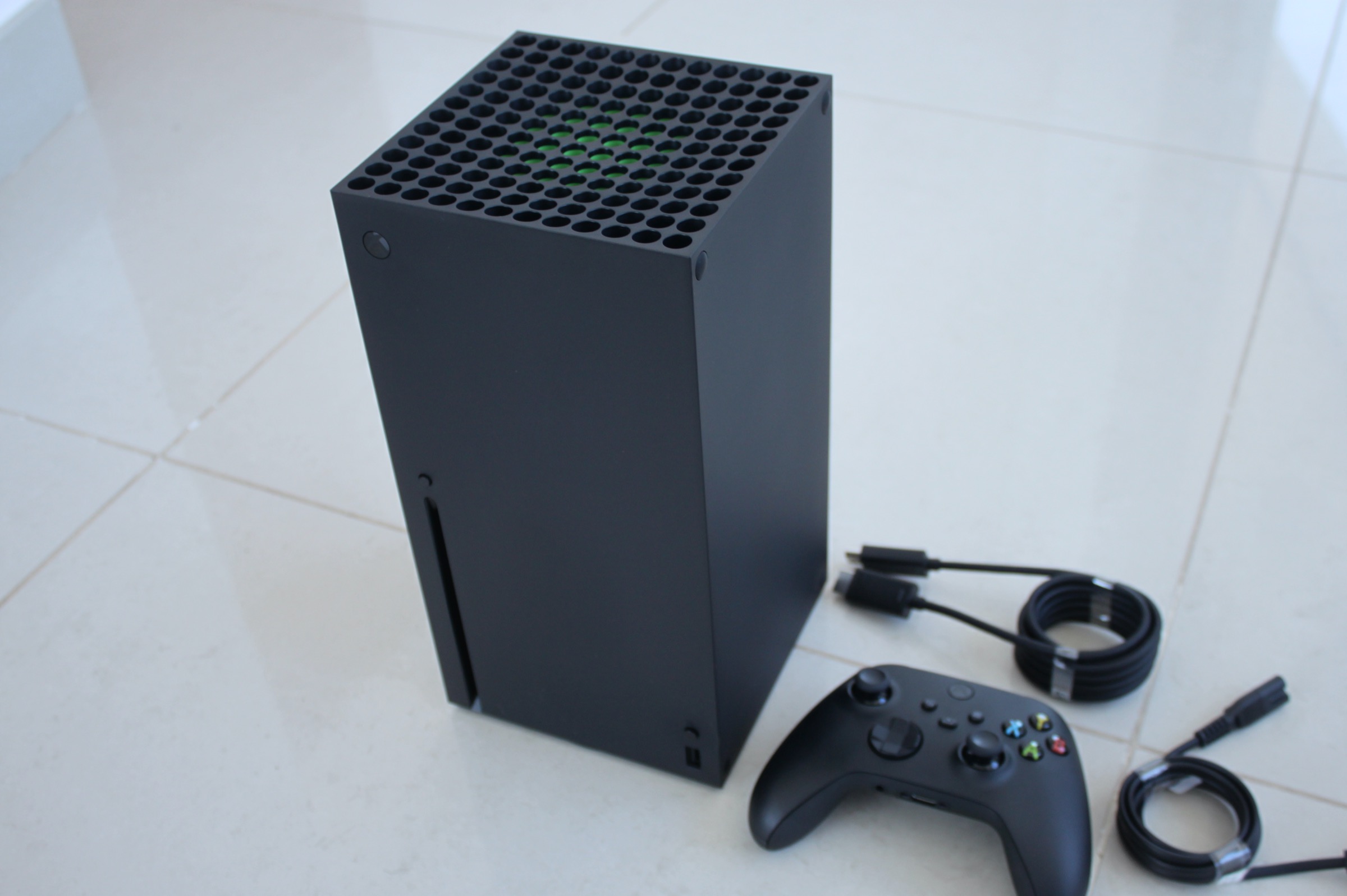 Xbox Series X: just how big is it - and how does it compare to Xbox One X?