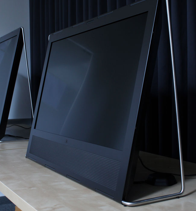 Click to enlarge B&O BeoPlay V1