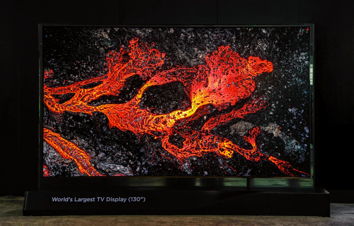 TCL CSOT gây choáng với TV LCD 130 inch lớn nhất thế giới và màn hình OLED gập 28 inch