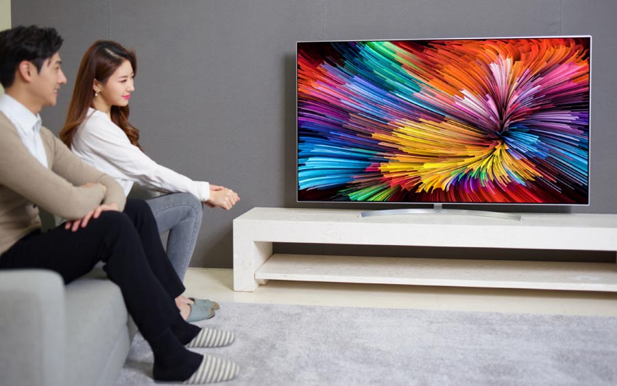 LG 2017 Super UHD LCDs