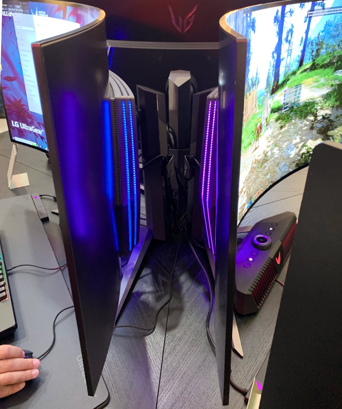 LG 240Hz OLED LG 240Hz OLED