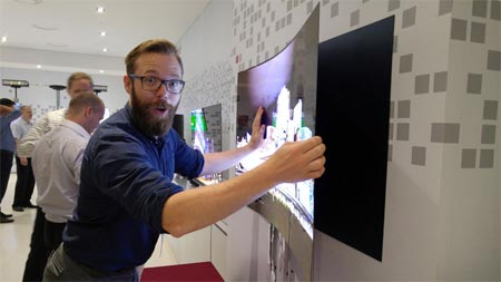 LG looks poised to launch wallpaper OLED TV at CES 2017 - FlatpanelsHD