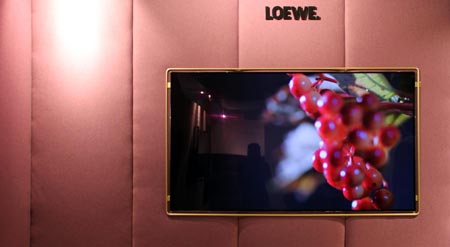 Loewe OLED X