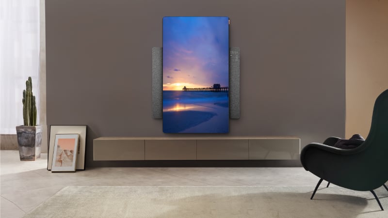 TCL vertical TV