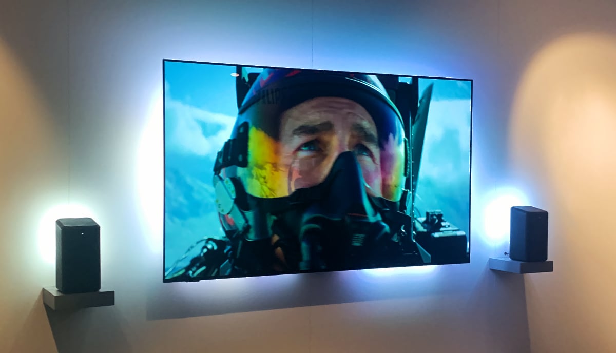 4K Ambilight + Philips Hue DEMO 2023 with Dolby Vision 