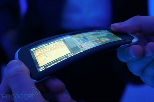 Nokia Kinetic Device with flexible OLED