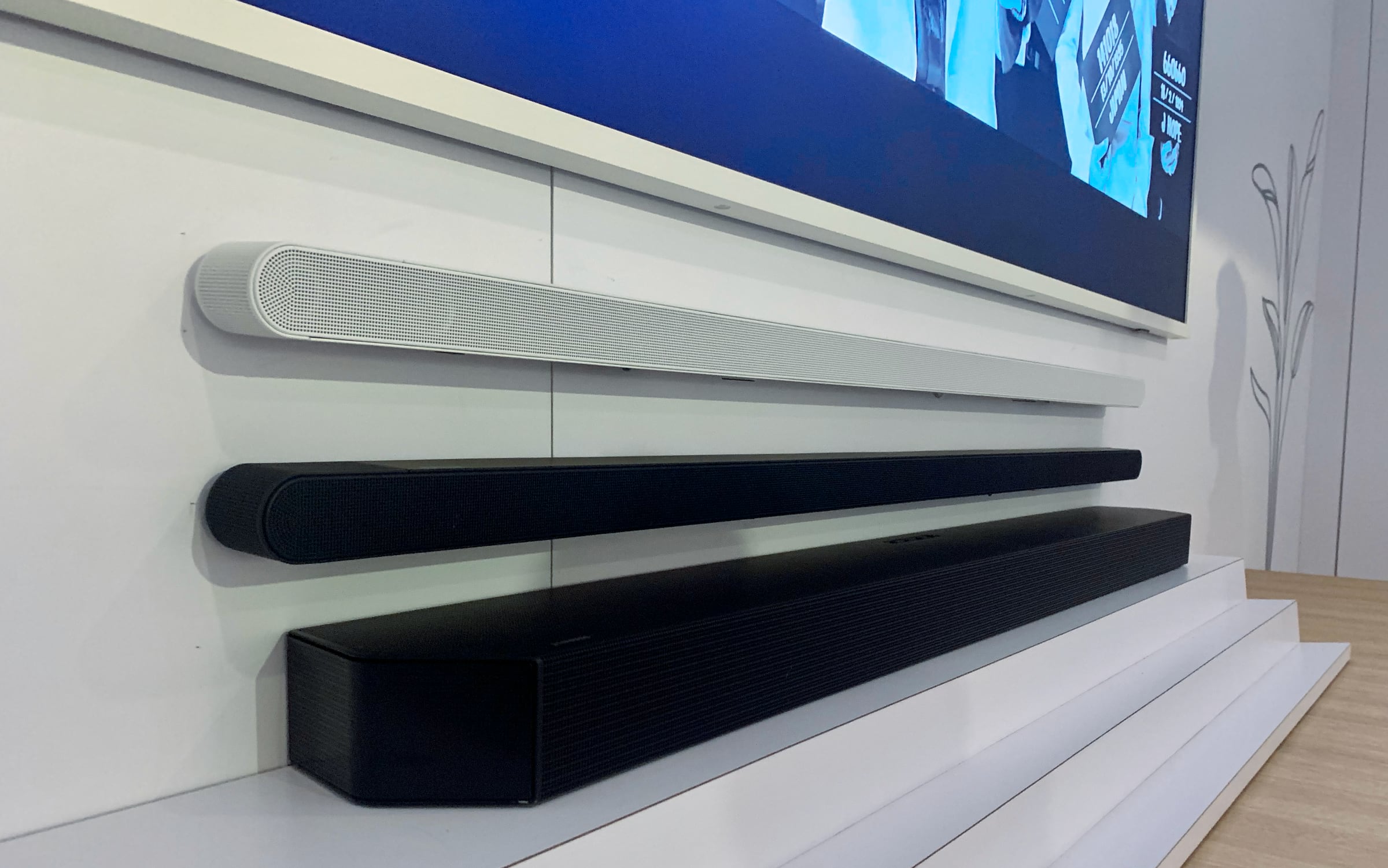 Samsung's 2022 support wireless TV-to-soundbar Dolby Atmos - FlatpanelsHD