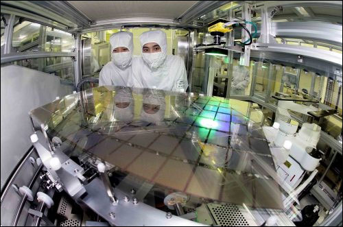 Click to enlarge An OLED substrate