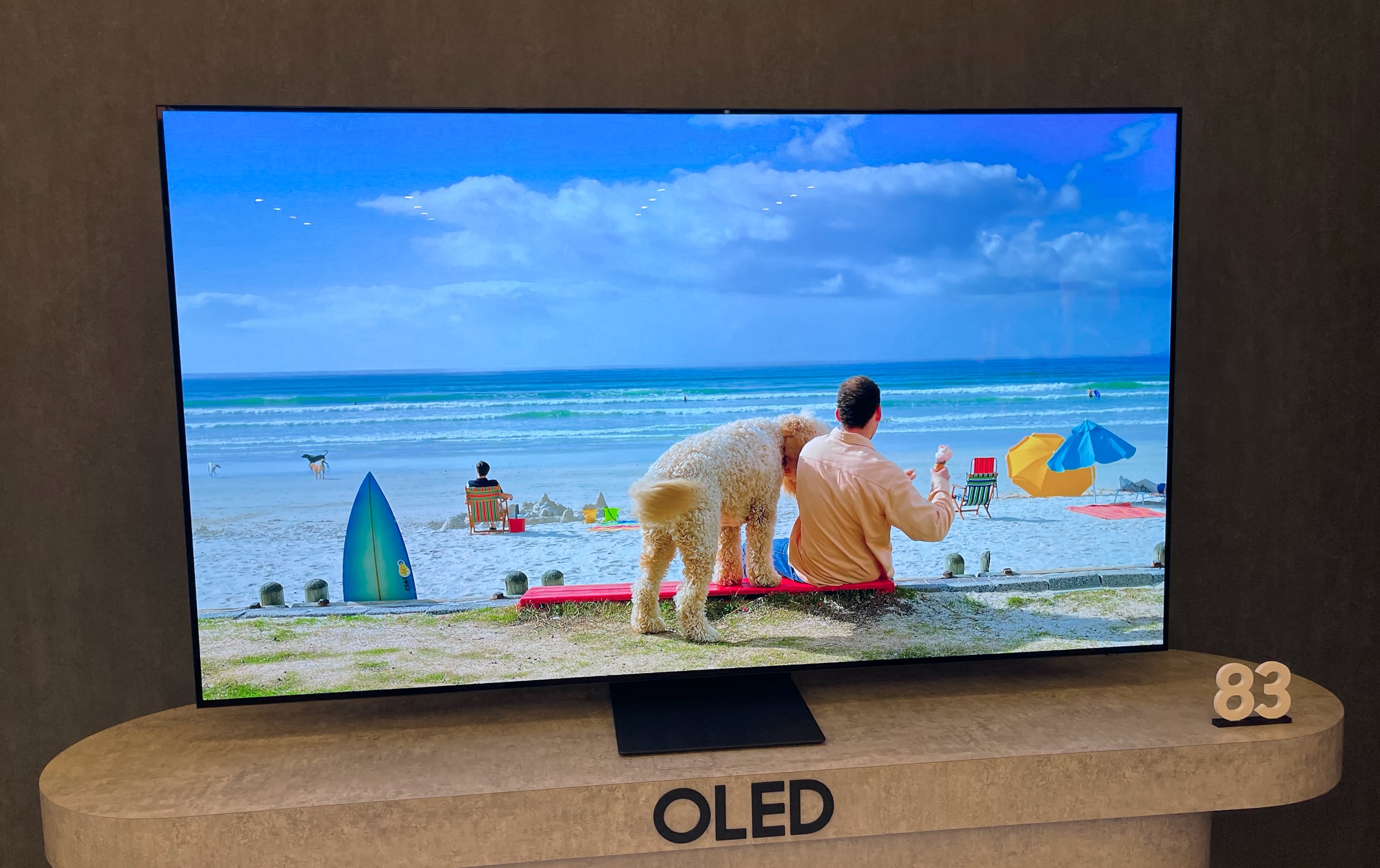 Новый 83-дюймовый OLED-телевизор S90D от Samsung