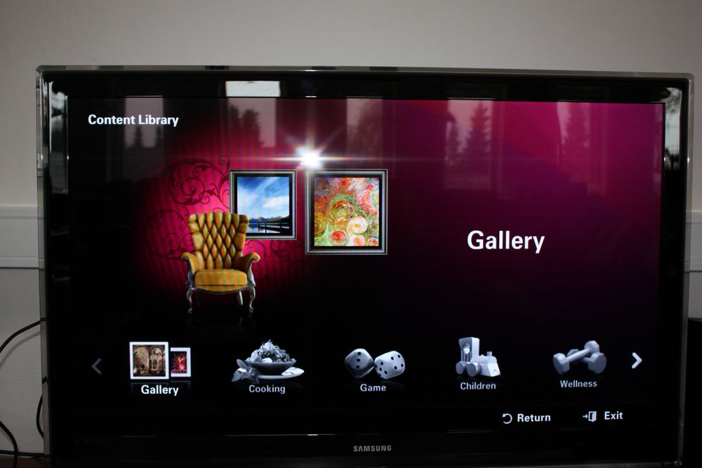 Телевизор samsung плеер. Samsung led телевизор UE 46b7000. Телевизор самсунг смарт ТВ 2014. Samsung led 40 Smart TV 2013. Content Library Samsung.