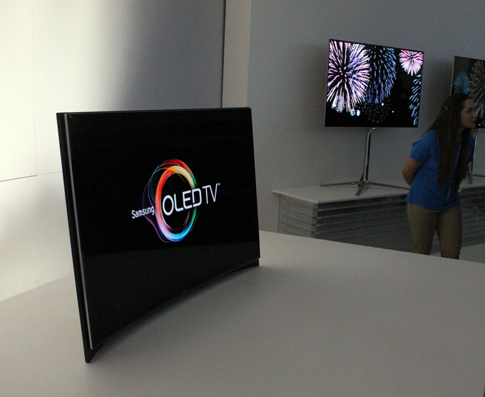 Click to enlarge Samsungs kurvede OLED-TV