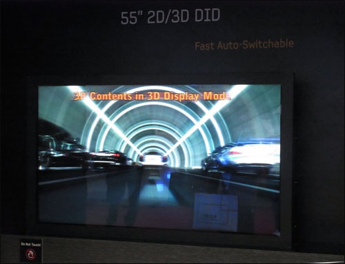 Click to enlarge Samsung 55-inch glasses-free 3D TV