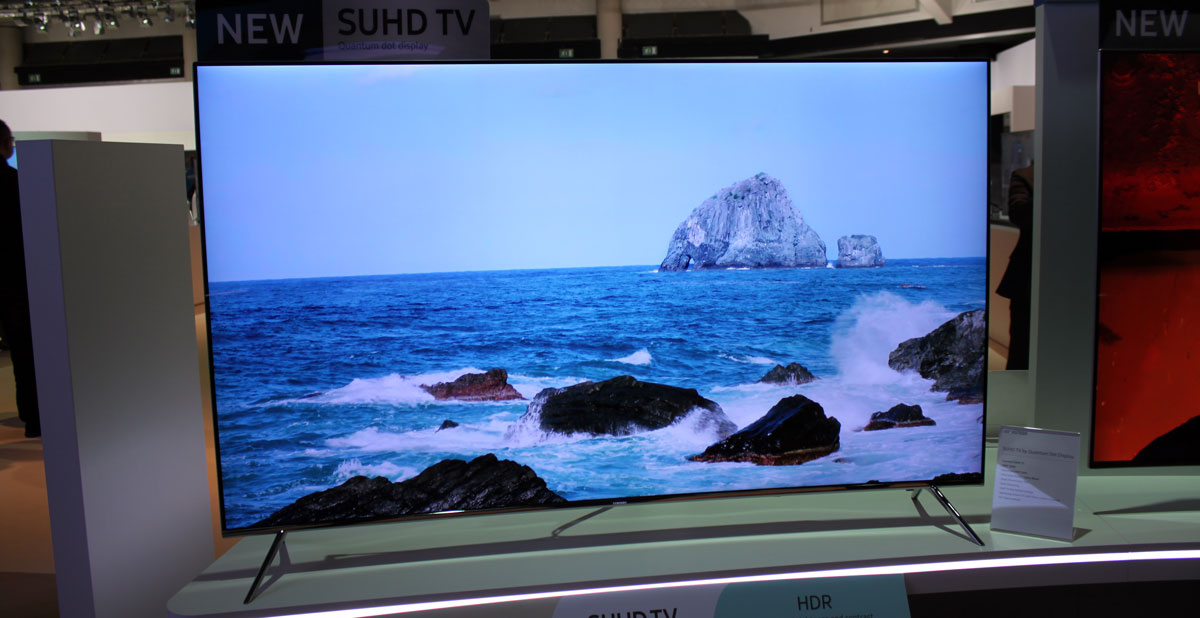 Overview of the Mini One Connect in Series 9 4K Curved SUHD TV(KS9000)