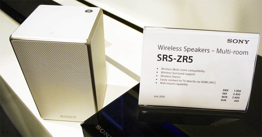 Sony ZR5 wireless speaker Sony ZR5 wireless speaker