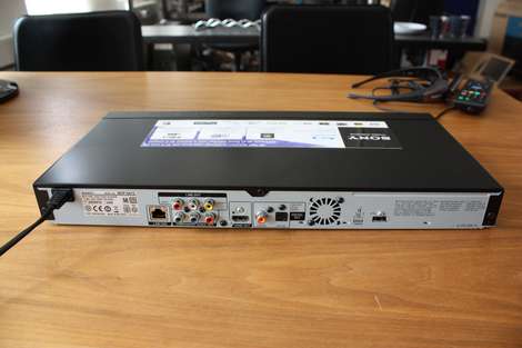 Click to enlarge Sony BDP-S570 3D Blu-ray