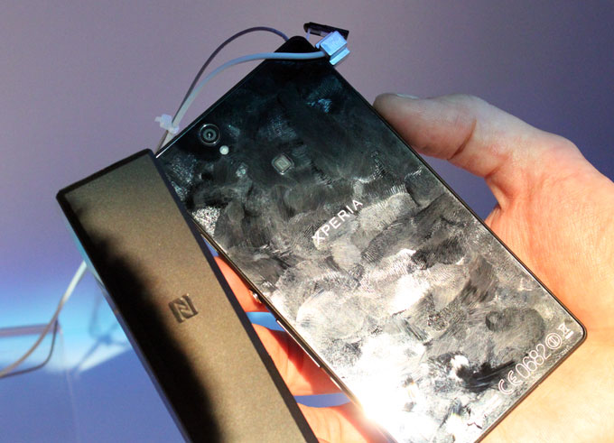 NFC & Miracast in Sony’s new TV