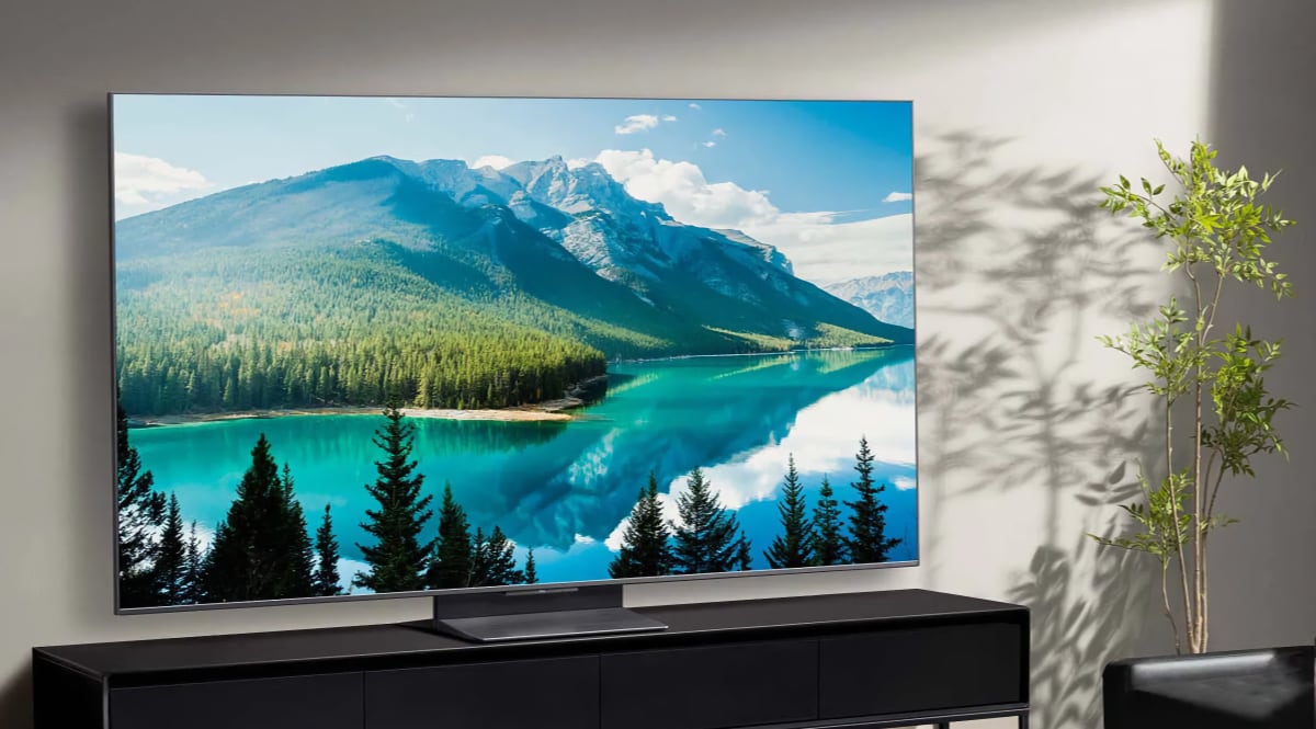 TCL C8K QM8K review
